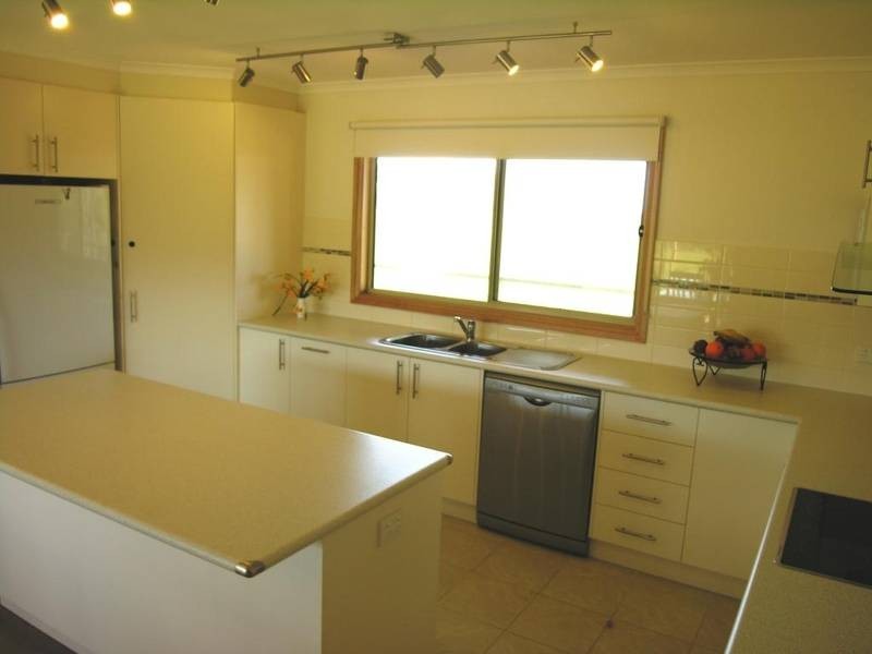 21 Loves Lane, Anakie VIC 3221