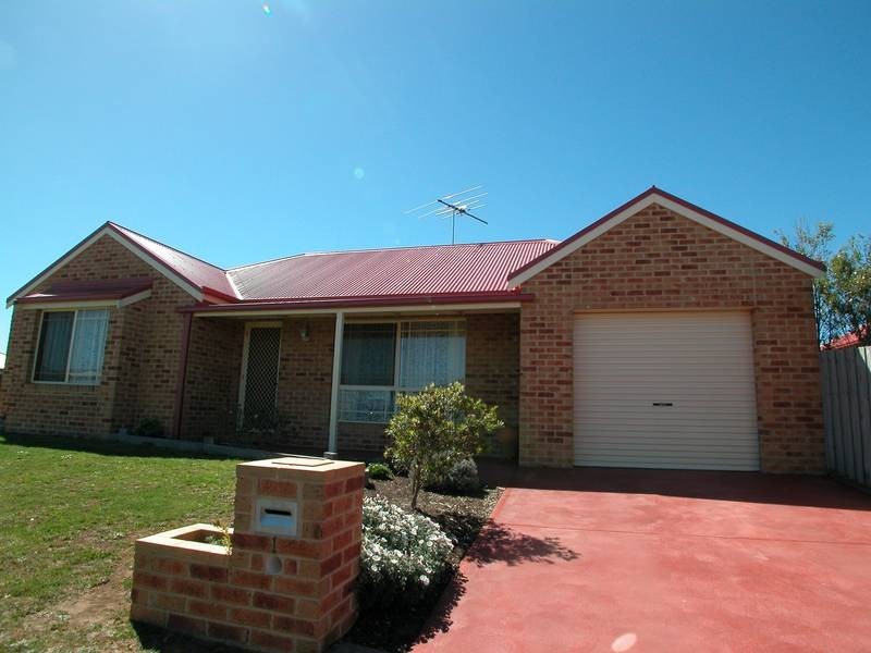 1 Bracknell Court, Lara VIC 3212