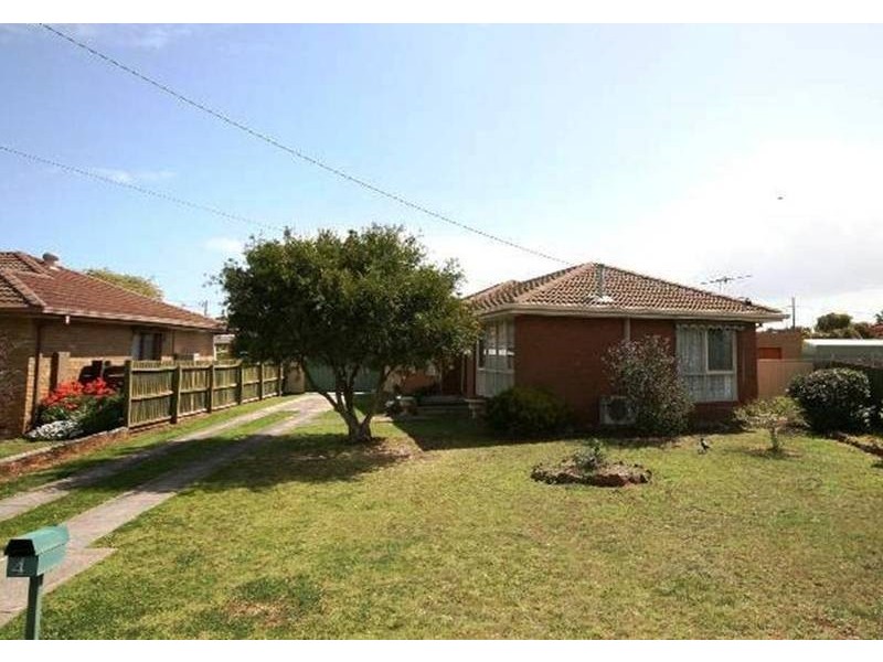 4 Upton Court, Lara VIC 3212