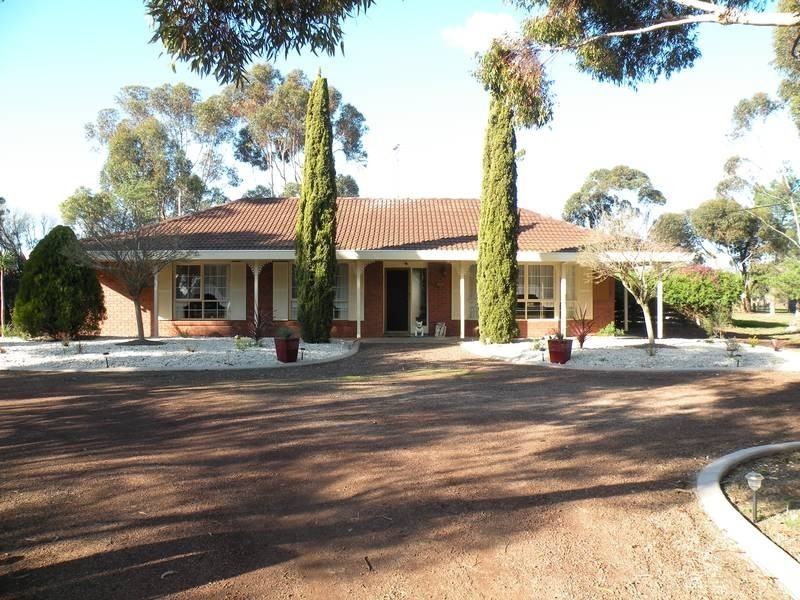 60 Manzeene Avenue, Lara VIC 3212