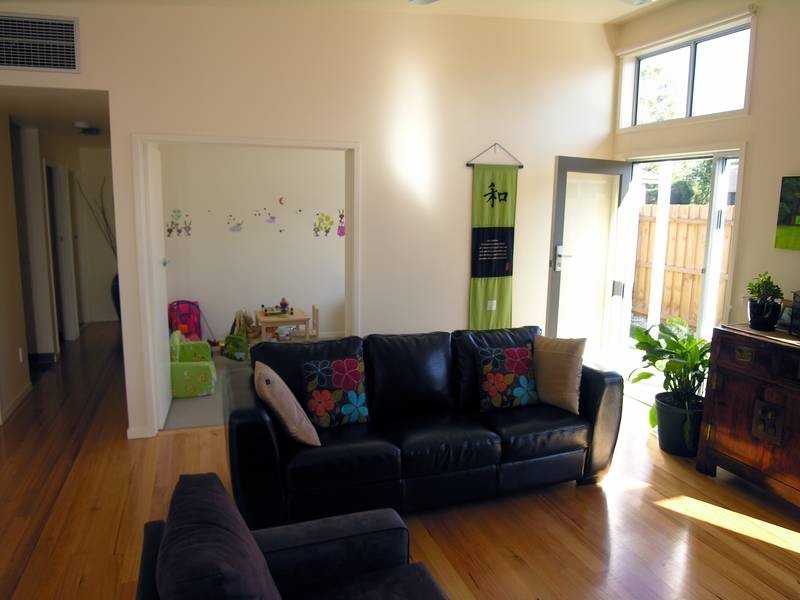 2/12 Station Lake Road, Lara VIC 3212