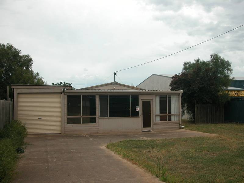 8 Bates Road, Lara VIC 3212