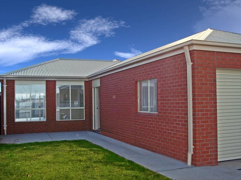 53 Canterbury Road East, Lara VIC 3212