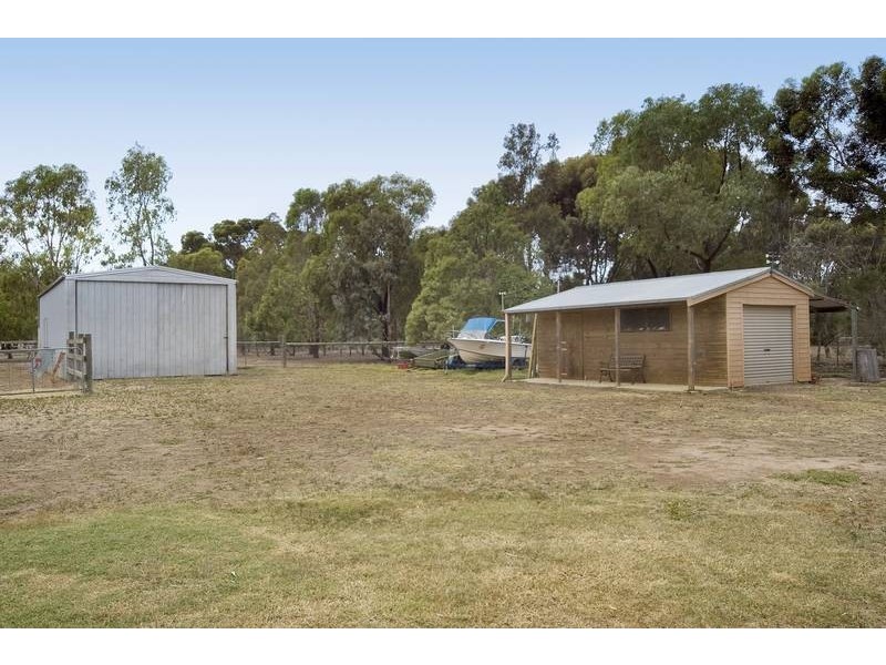 290 Flinders Avenue, Lara VIC 3212