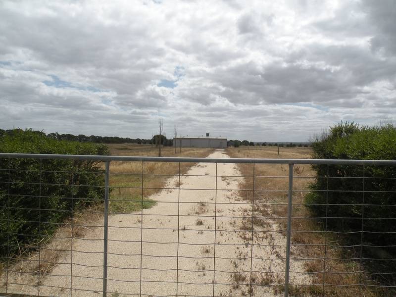 295 Peak School Road, Lara VIC 3212