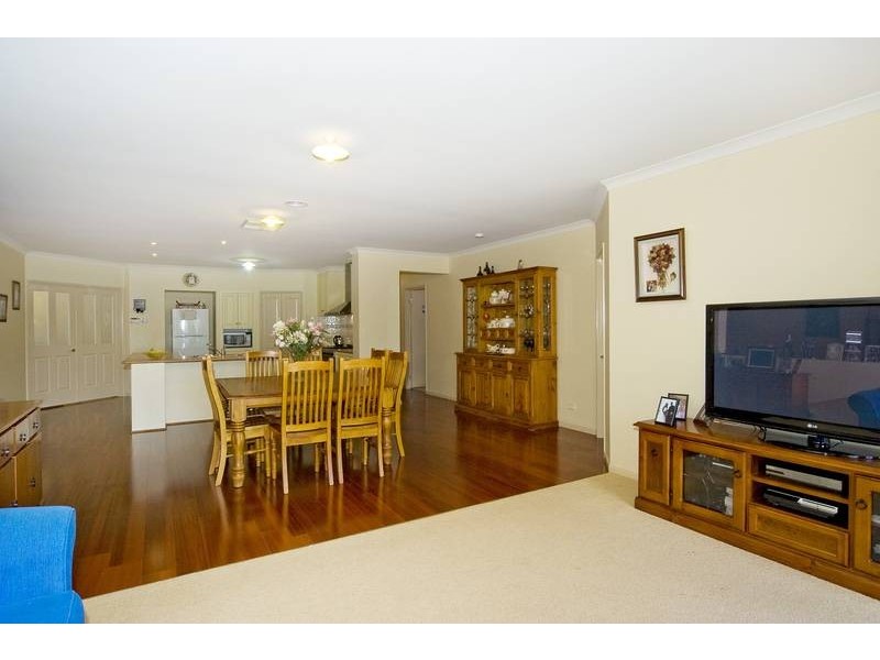 20 Canterbury Rd West, Lara VIC 3212