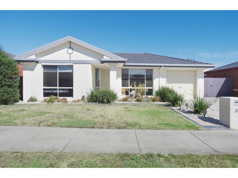 22 Young Street, Lara VIC 3212