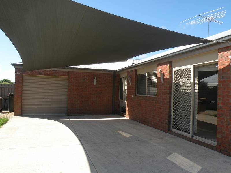39 Greenleaf Drive, Lara VIC 3212