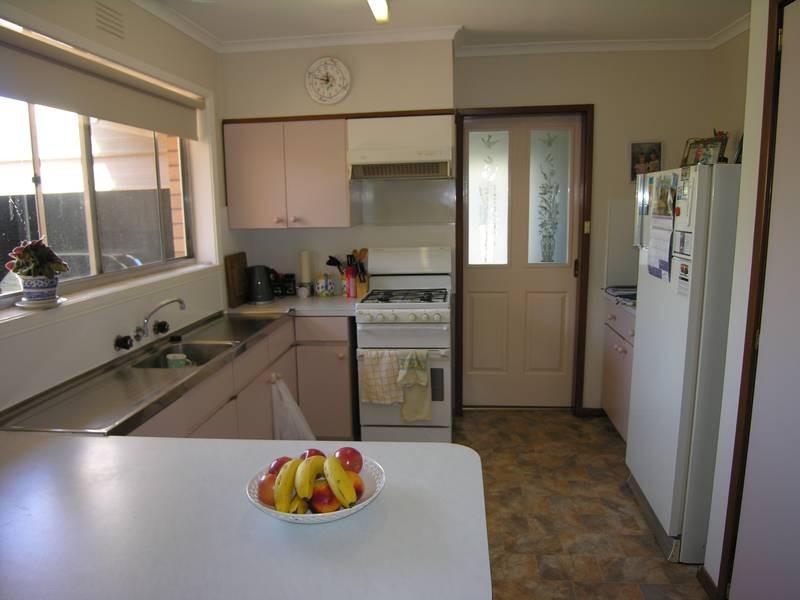103 McClelland Ave, Lara VIC 3212