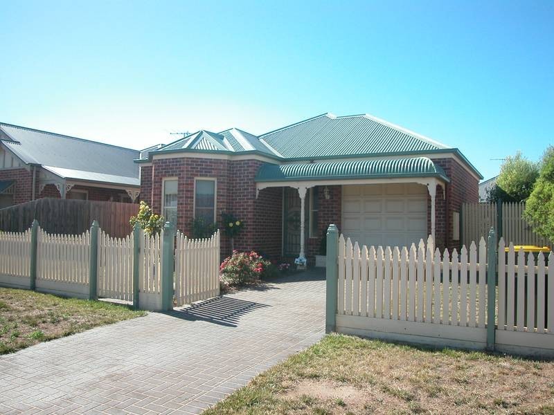 19 Francis Court, Lara VIC 3212
