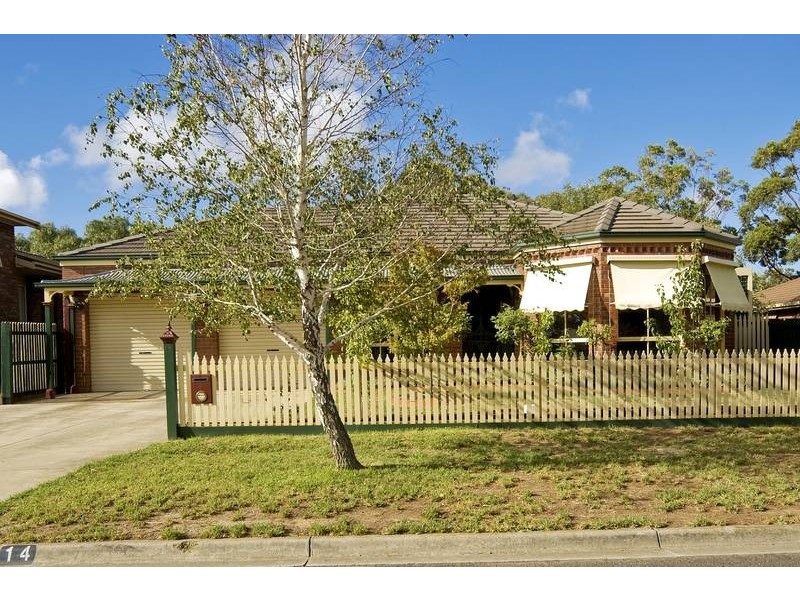 14 Cromwell Drive, Lara VIC 3212