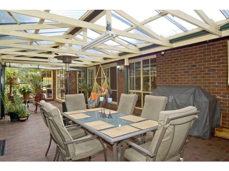 14 Cromwell Drive, Lara VIC 3212