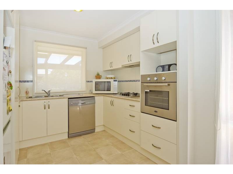 14 Kantara Crescent, Lara VIC 3212