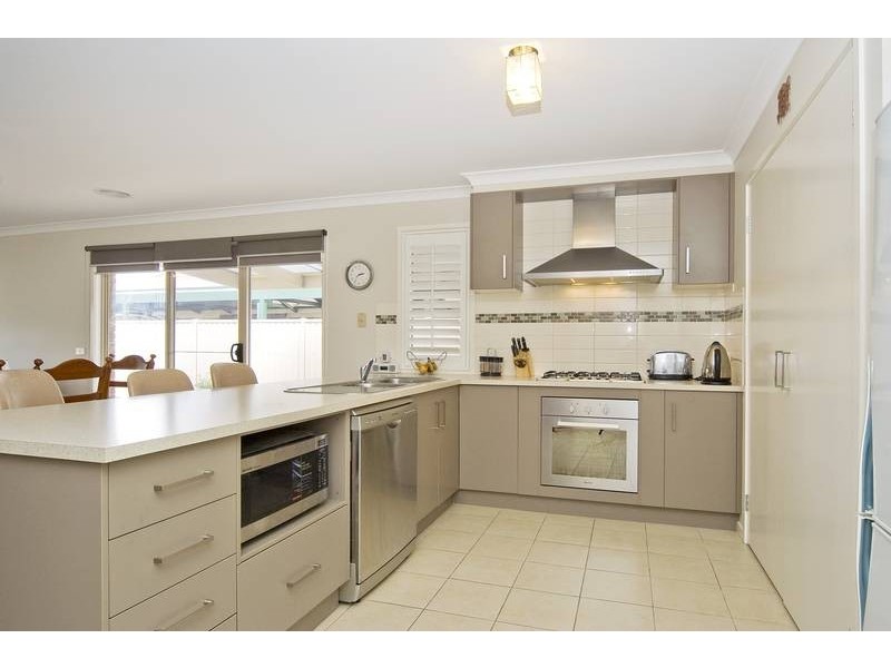 48 Young Street, Lara VIC 3212