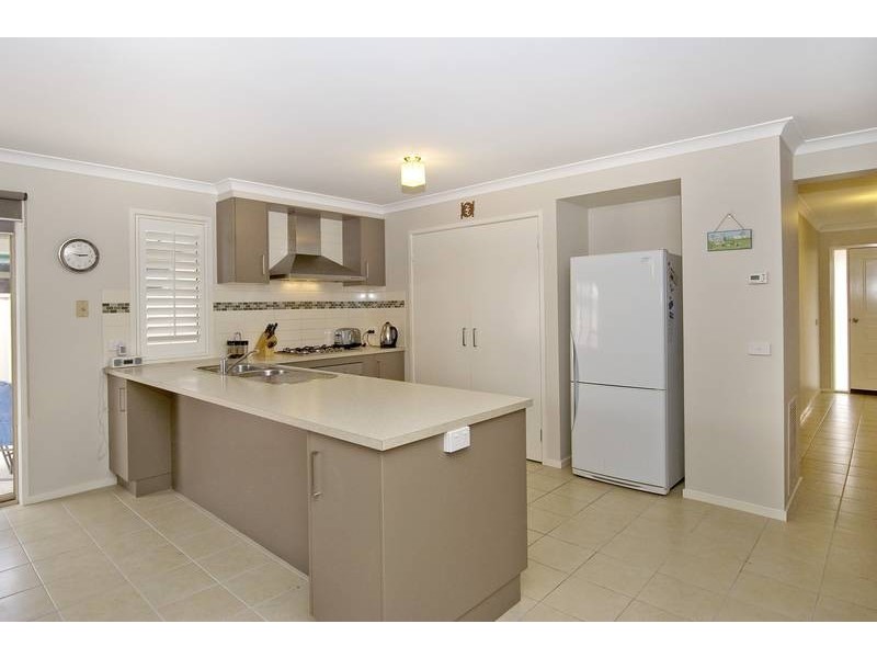 48 Young Street, Lara VIC 3212