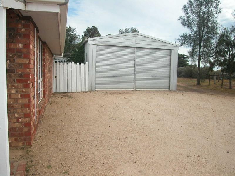 75 Malcolm Road, Little River VIC 3211