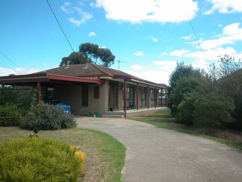 14 Plover St, Lara VIC 3212