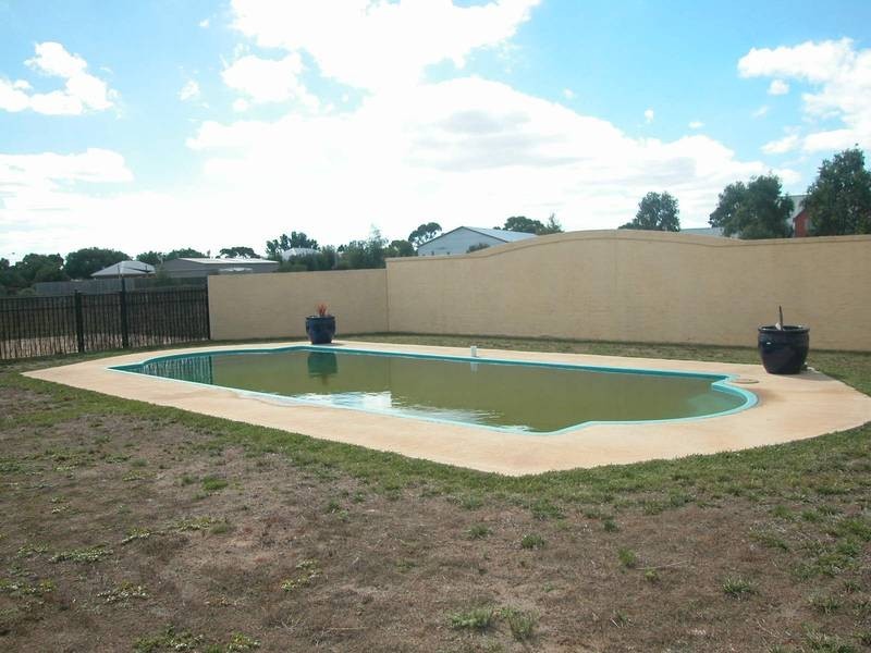 10 Osterlund Drive, Lara VIC 3212