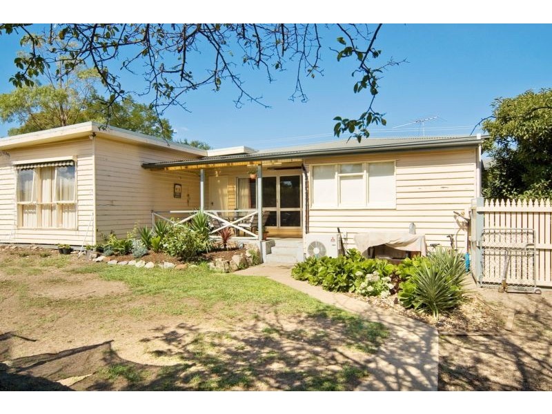 5 Markshill Place, Lara VIC 3212