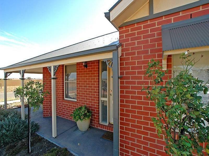 1 Magnolia Court, Lara VIC 3212