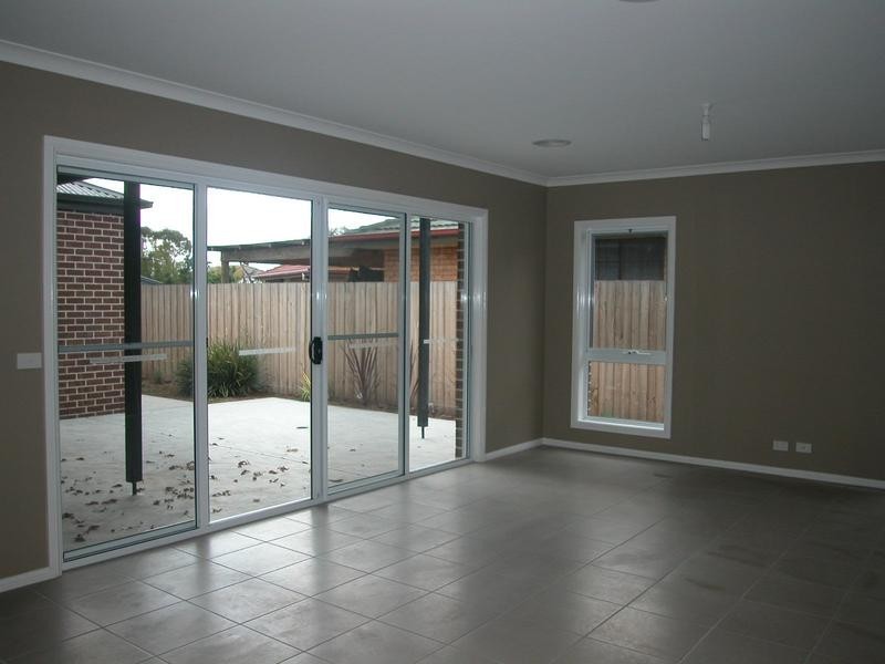 5b Corvi Court, Lara VIC 3212