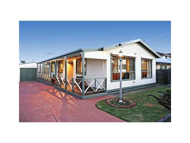 7 Derby Road, Herne Hill VIC 3218