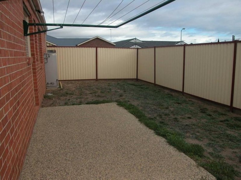 4 Wheat Court, Lara VIC 3212