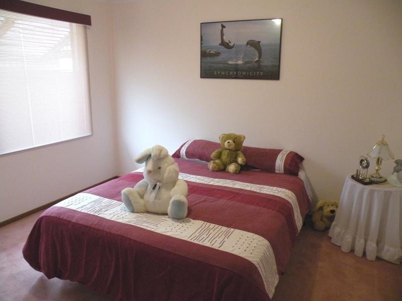 8 Kantara Crescent, Lara VIC 3212