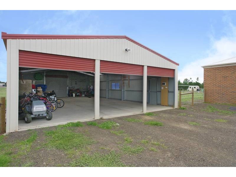 141 Old Melbourne Road, Lara VIC 3212