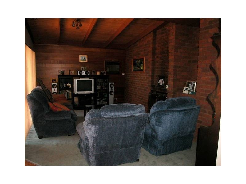 355 De Motts Road, Anakie VIC 3221