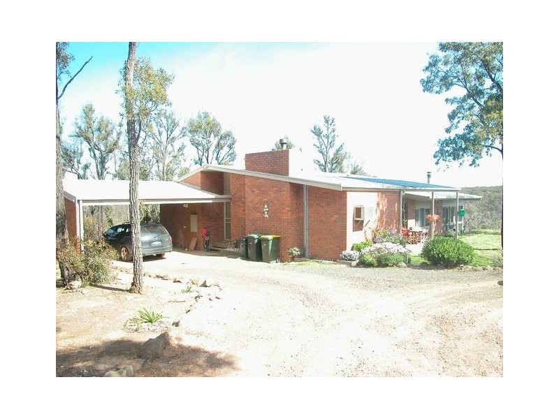 355 De Motts Road, Anakie VIC 3221