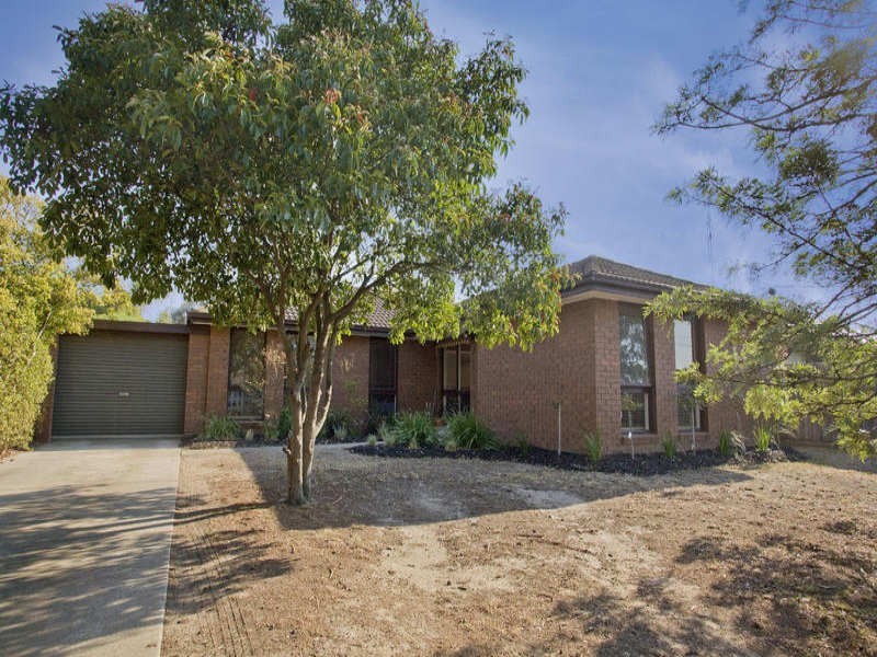 70 Smeaton Close, Lara VIC 3212
