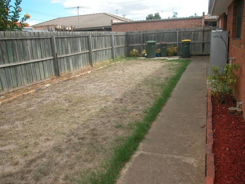 2/20 Buckingham St, Lara VIC 3212