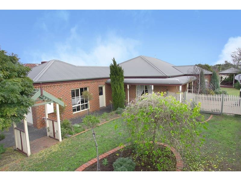 6 Melinda Court, Lara VIC 3212