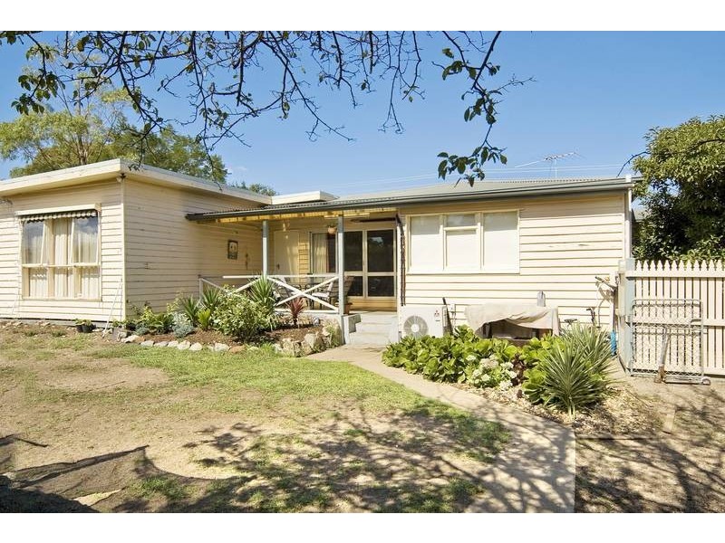 5 Markshill Place, Lara VIC 3212