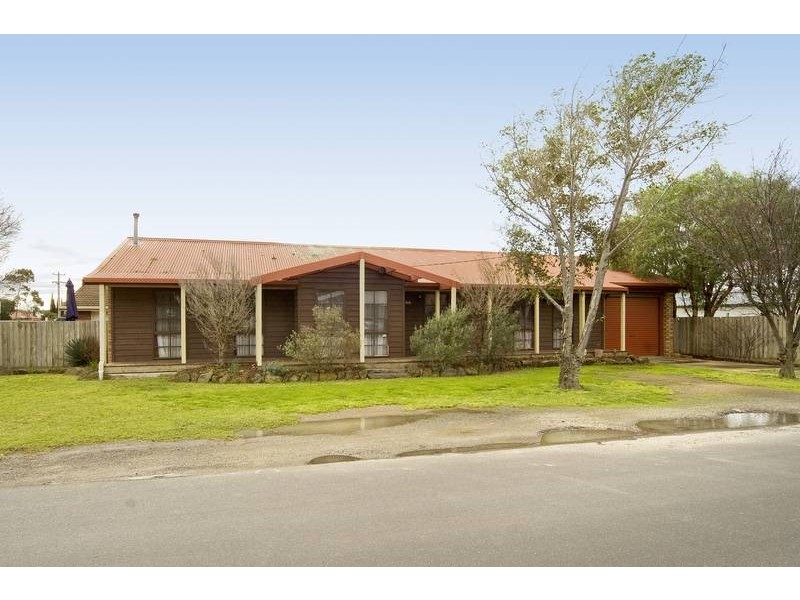 83 Forest Road, Lara VIC 3212