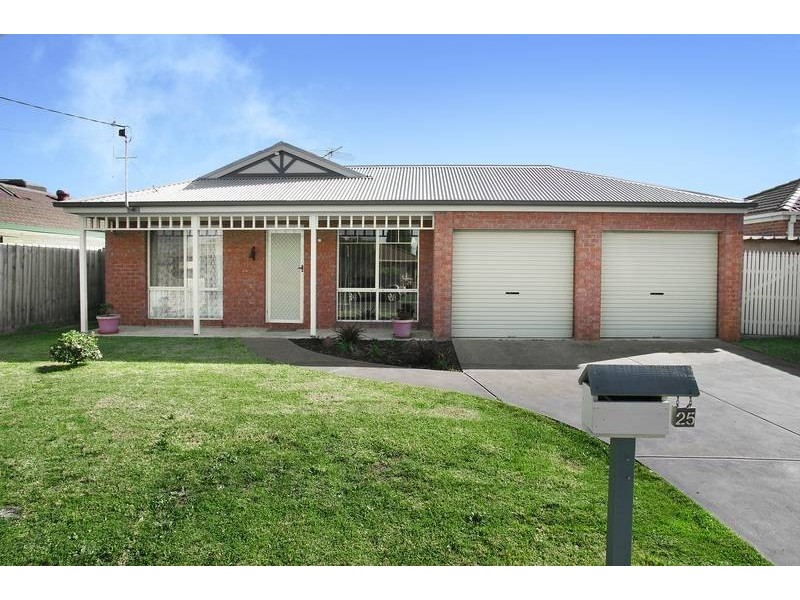 25 Kingsley Drive, Corio VIC 3214