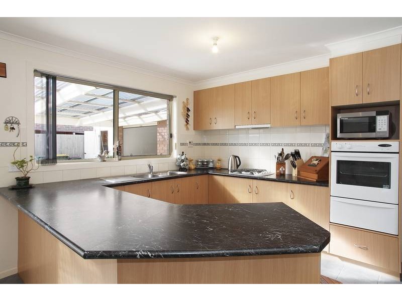 25 Kingsley Drive, Corio VIC 3214