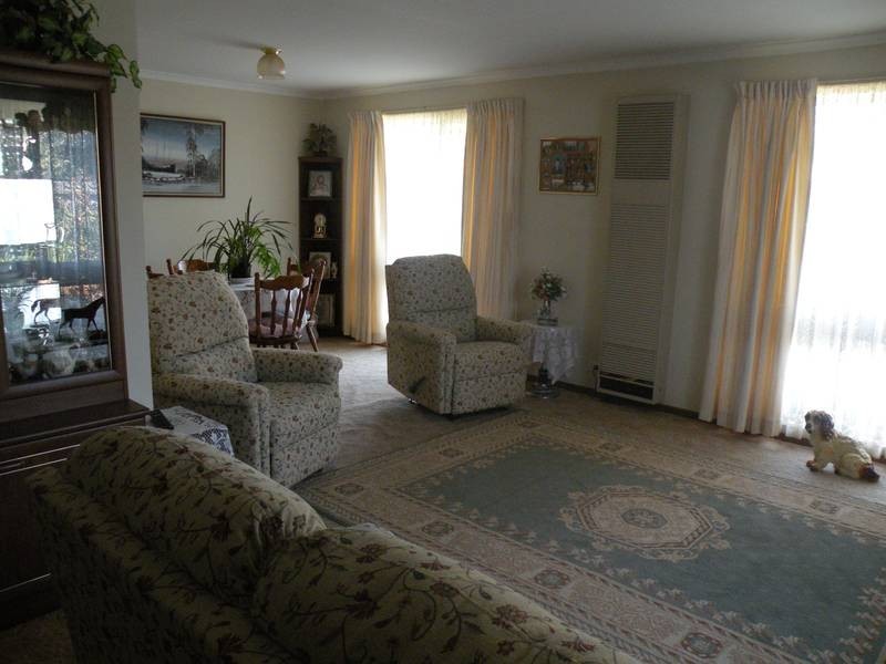 9 Denise Crt, Lara VIC 3212