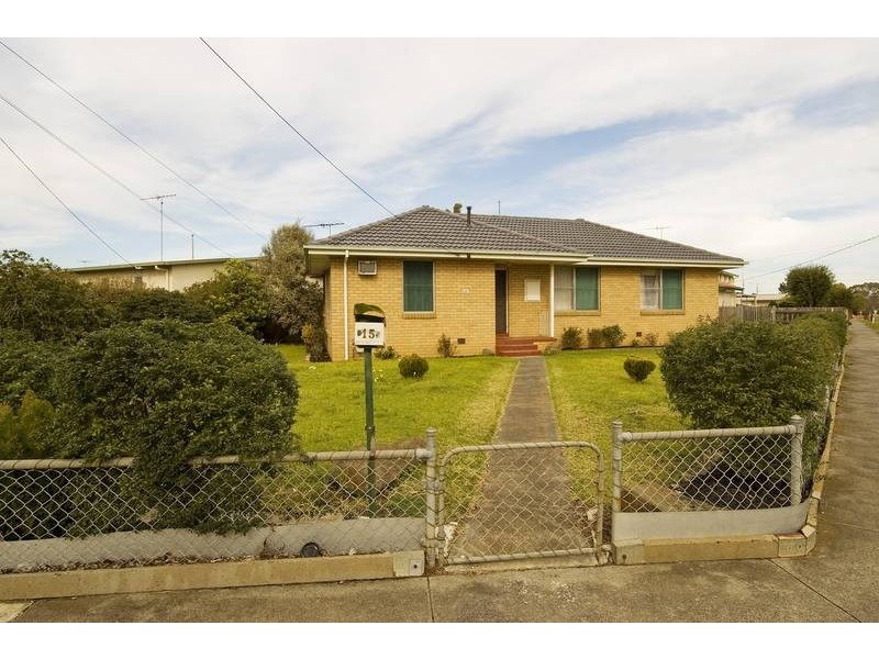 15 Glenelg Avenue, Corio VIC 3214