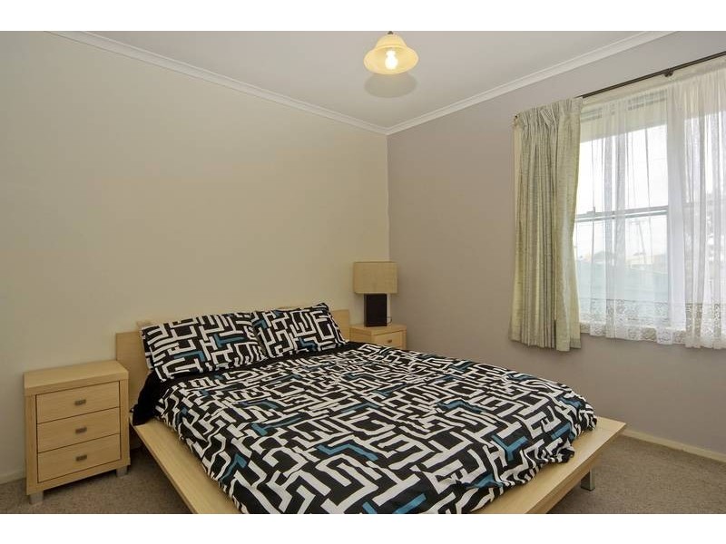15 Glenelg Avenue, Corio VIC 3214