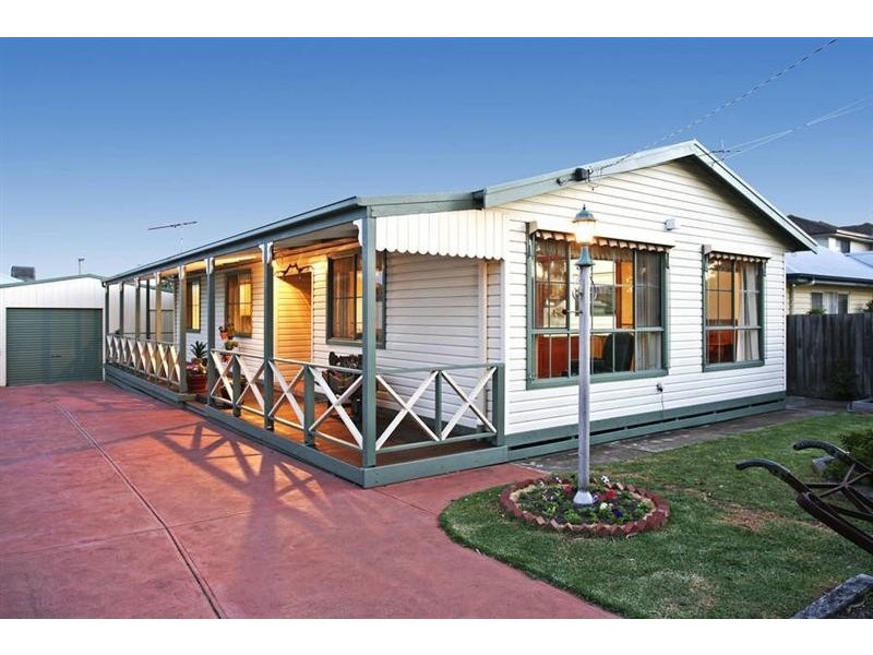 7 Derby Road, Herne Hill VIC 3218