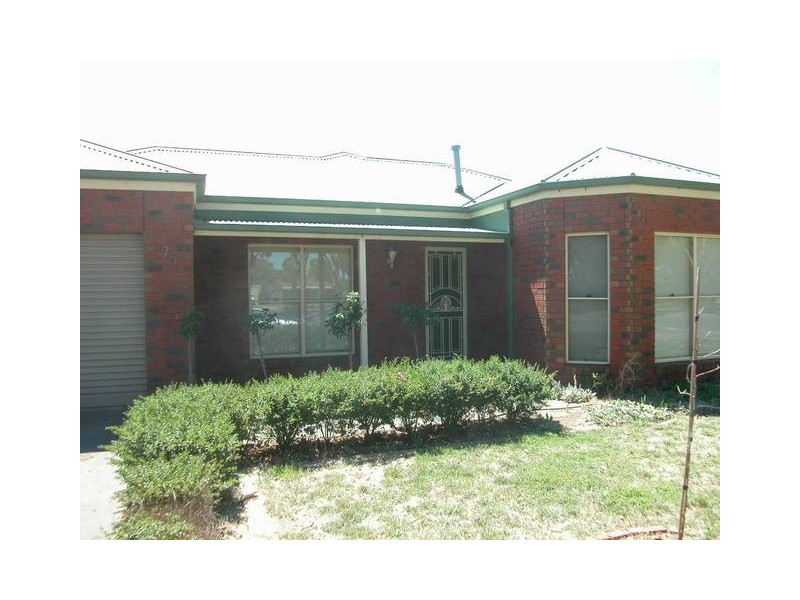 75 McClelland Avenue, Lara VIC 3212