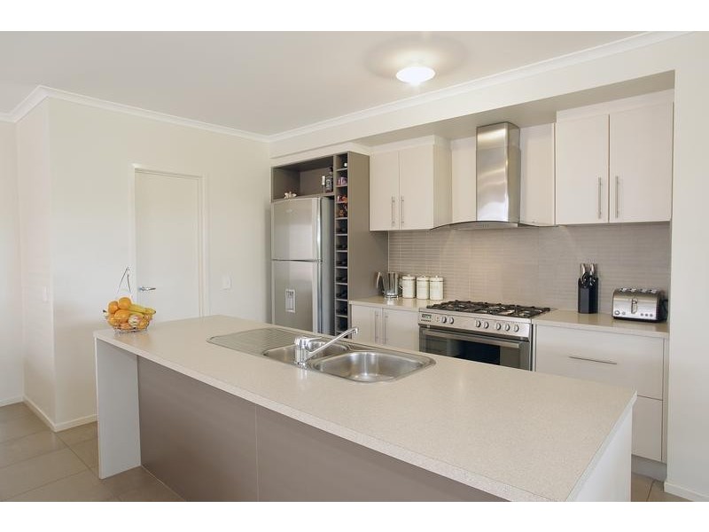 15 Bath Street, Lara VIC 3212