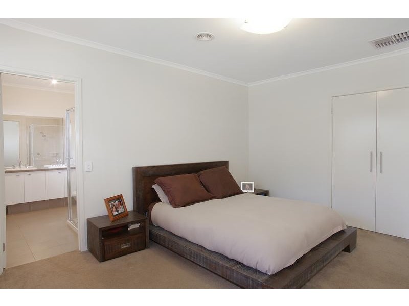 15 Bath Street, Lara VIC 3212