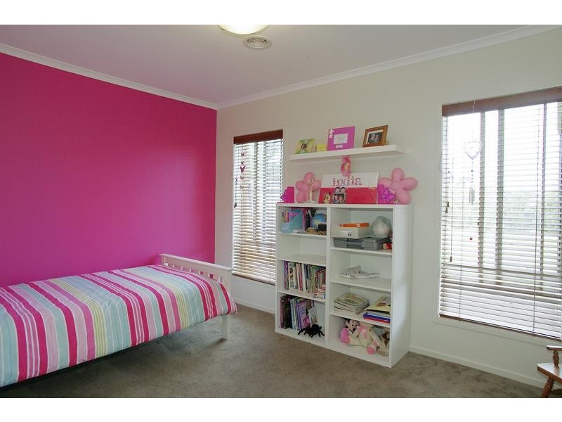 15 Bath Street, Lara VIC 3212