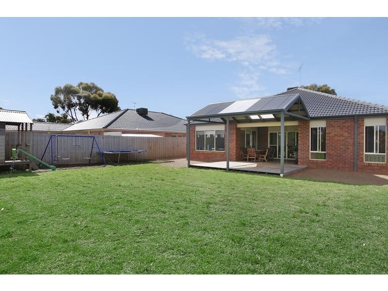 15 Bath Street, Lara VIC 3212