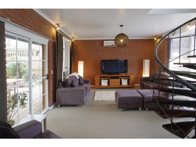 18 Upton Court, Lara VIC 3212