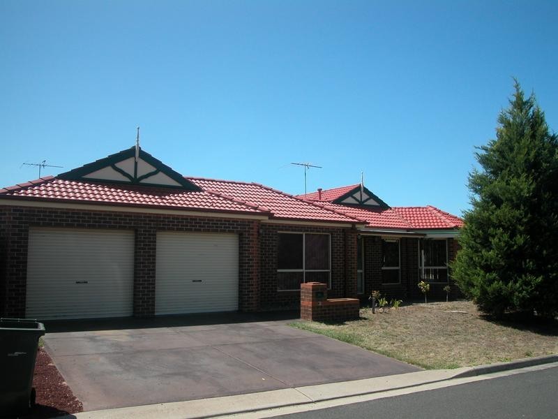 48 Lara Boulevarde, Lara VIC 3212