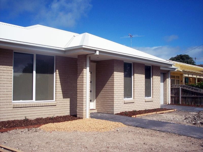 1/34 Station Lake Road, Lara VIC 3212